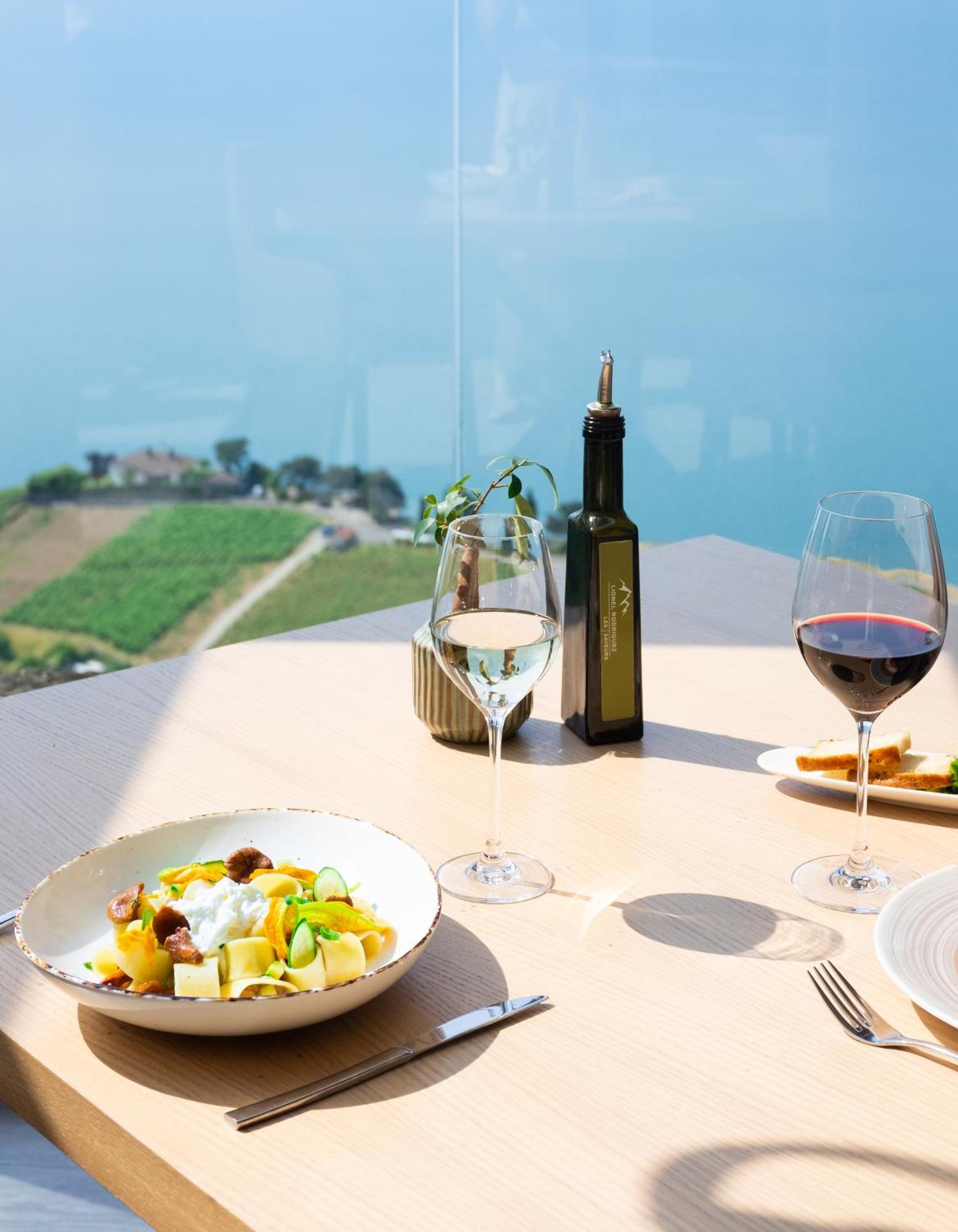 Baron Tavernier Hotel Restaurant & Spa Chexbres Buitenkant foto