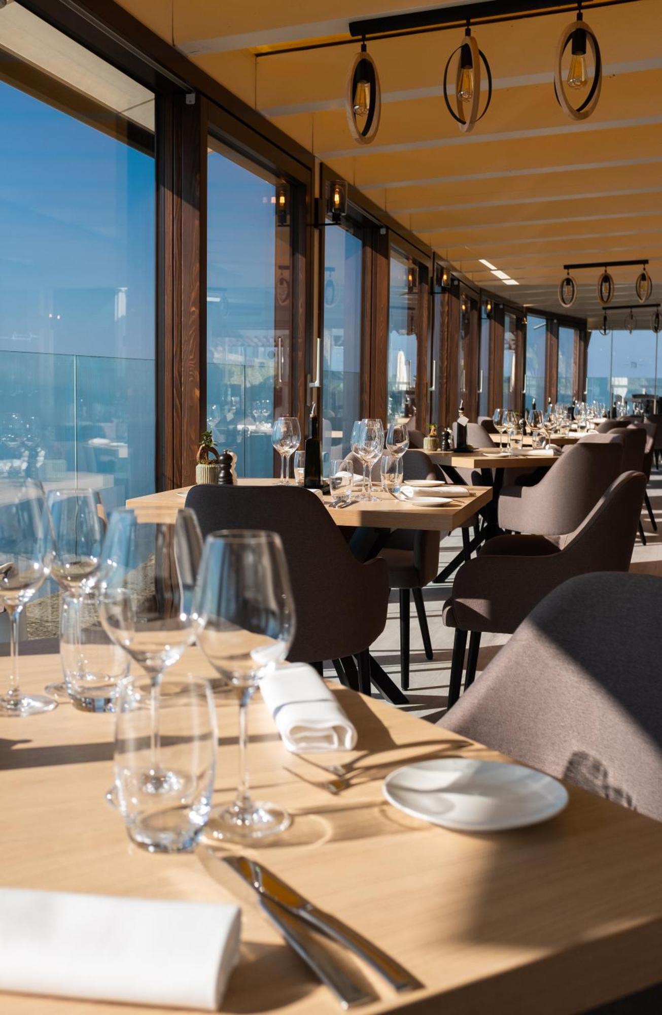 Baron Tavernier Hotel Restaurant & Spa Chexbres Buitenkant foto